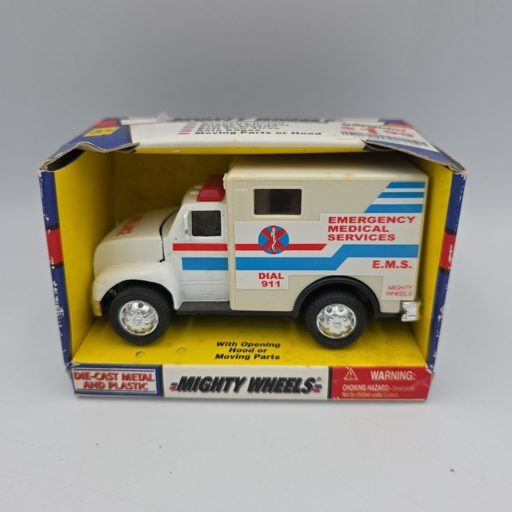 Rare NIB Soma 1998 Mighty Wheels Ambulance